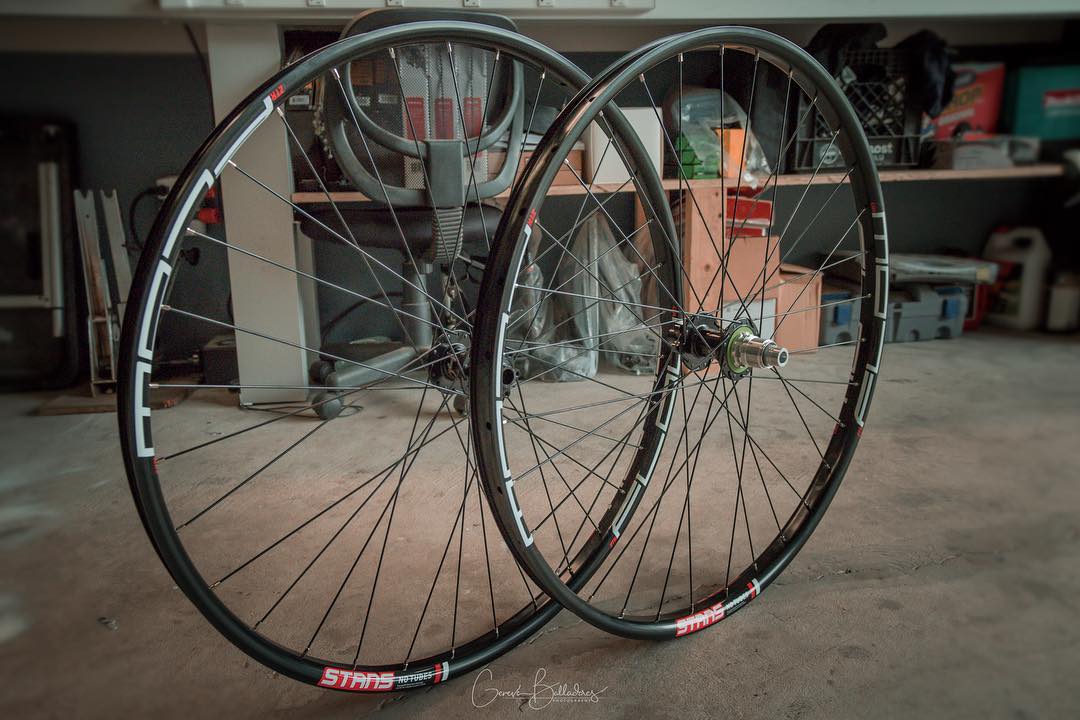 'gram: custom, hand-built bike wheels